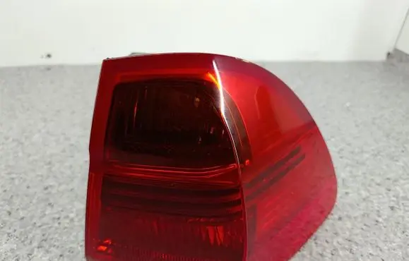 BMW 3 E90 E91 Rear/tail lights 7160062