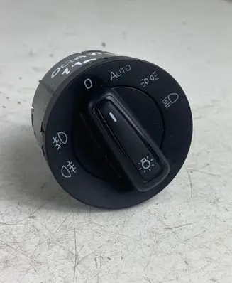 Skoda Octavia Mk3 (5E) Light switch 5E0941431D 10095088