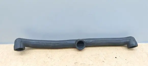 Mercedes-Benz CLK A209 C209 Breather/breather pipe/hose A1122380082
