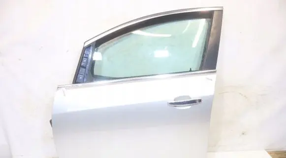 Opel Astra J Front door