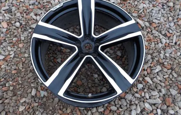 Volvo XC90 R21 alloy rim 