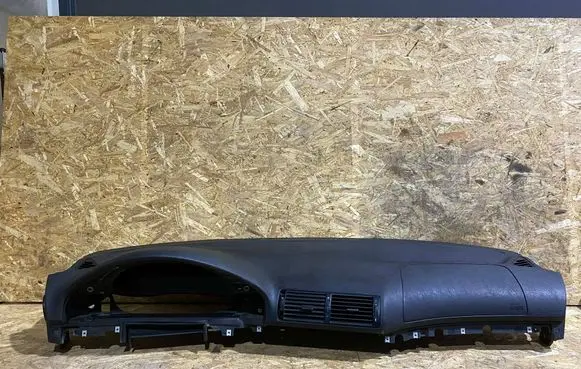 BMW 5 E39 Dashboard 8159750