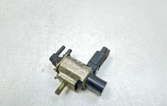 Ford C-MAX I Turbo solenoid valve 4M5G9A500 465944623