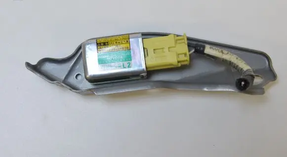 Lexus GS 300 350 430 450H Airbag deployment crash/impact sensor 8983430020 1879001782