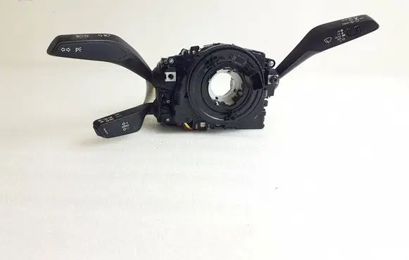 Audi Q2 - Wiper turn signal indicator stalk/switch 82A953521 5Q1953549D