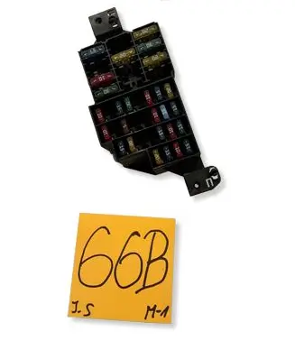 Renault Clio II Fuse box set 485453685353