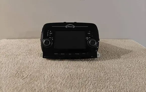 Radio/CD/DVD/GPS head unit