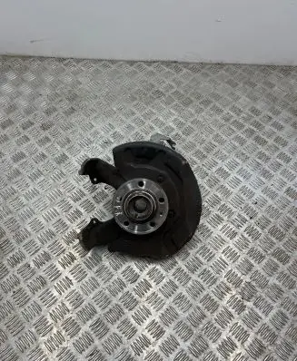 Skoda Kamiq Front wheel hub 2Q0407255AD 17D090