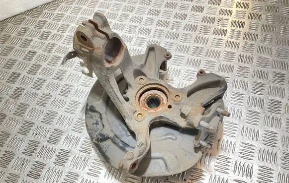 Skoda Octavia Mk4 Front wheel hub