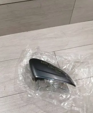 Volvo C30 Plastic wing mirror trim cover 39853115