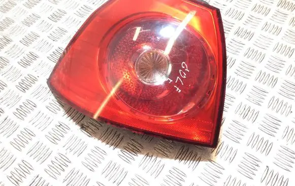 Volkswagen Golf V Rear/tail lights 1K6945095G