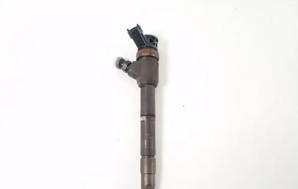 Fuel injector