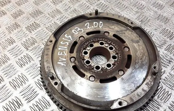 Toyota Avensis T220 Flywheel 