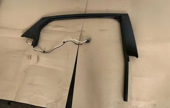 Ford Mustang V Trim molding 