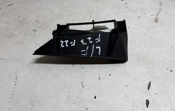 BMW 4 F32 F33 Headlight/headlamp mounting bracket