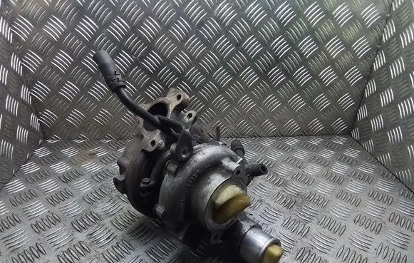 Lexus IS 220D-250-350 Turbo 1720126010 VB15
