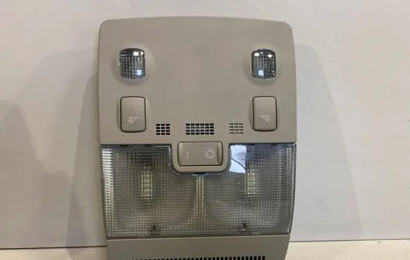 Audi A4 S4 B6 8E 8H Front seat light 8E0947135A