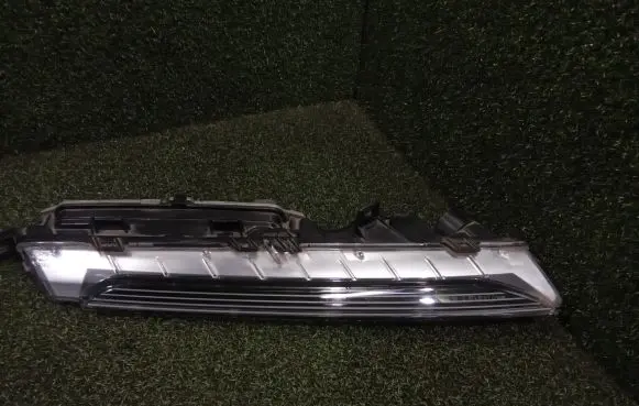 Porsche Cayenne (9Y0 9Y3) LED Daytime headlight 9Y0941182A 90106613 90106612