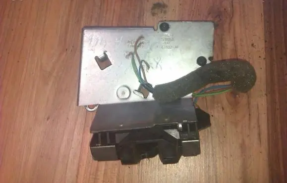 Jaguar X-Type Tailgate/trunk/boot lock/catch/latch 2x43f43102ac