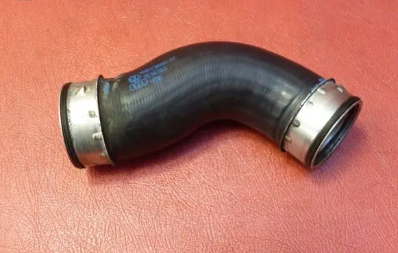 Volkswagen Golf V Intercooler hose/pipe 1K0145838D