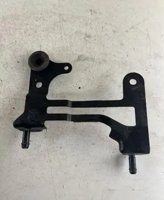 Jeep Cherokee Air filter cleaner box bracket assembly 68158624AB 68158624A