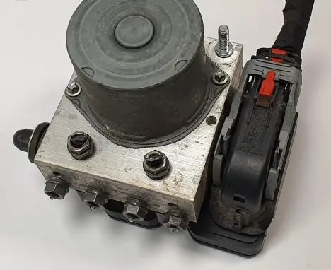 Skoda Fabia Mk3 (NJ) ABS Pump 6C0907379K