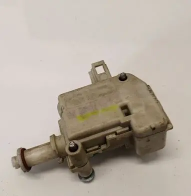 Volkswagen Touareg I Central locking motor 3B0959792