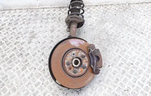 Opel Zafira C Front wheel hub spindle knuckle