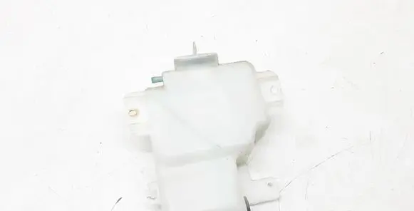 Mitsubishi Pajero Windshield washer fluid reservoir/tank 060351507