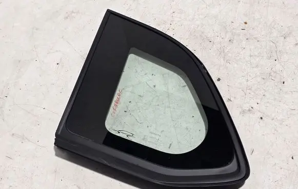 Toyota Corolla Cross Rear side window