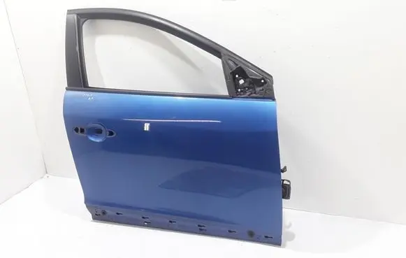 Door (2 Door Coupe)