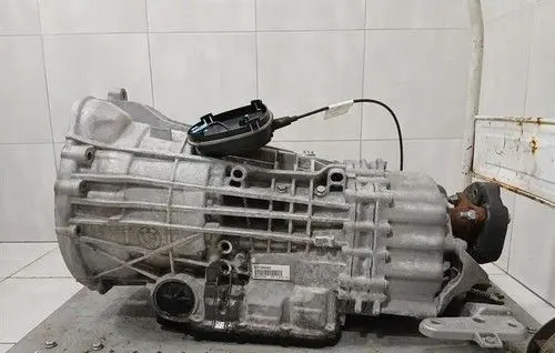 BMW M4 F82 F83 Automatic gearbox 28007853557