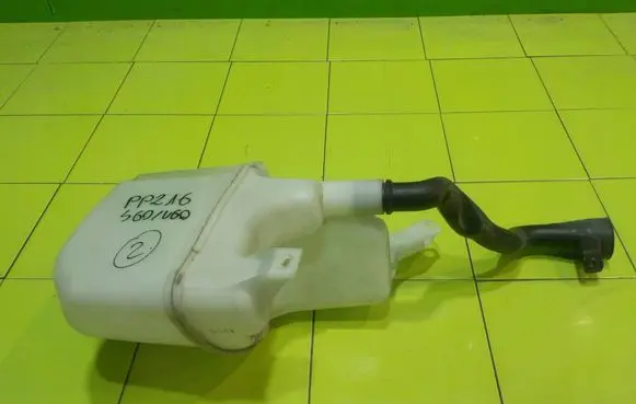 Volvo S60 Windshield washer fluid reservoir/tank 31301797 PP216 31253218