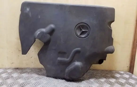 Mercedes-Benz Sprinter W906 Engine cover (trim) A6510102367
