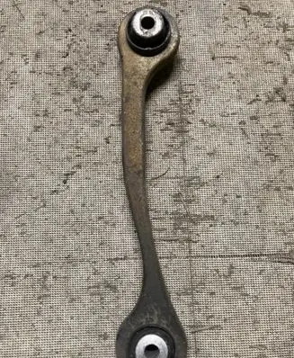 Rear control arm
