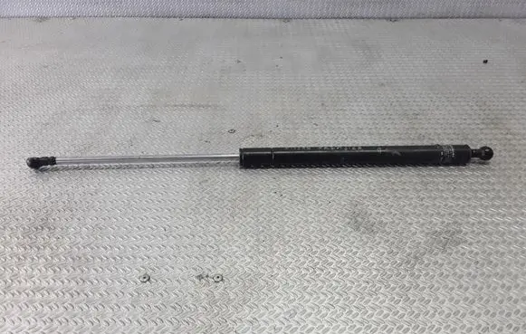 Nissan Primera Tailgate/trunk strut/damper