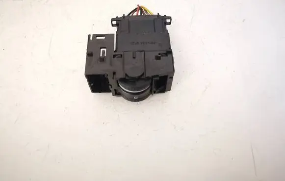 Seat Leon (1P) Headlight level height control switch 5P0919094A