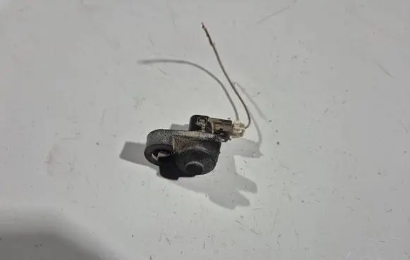 Nissan Almera Tino Front door sensor 