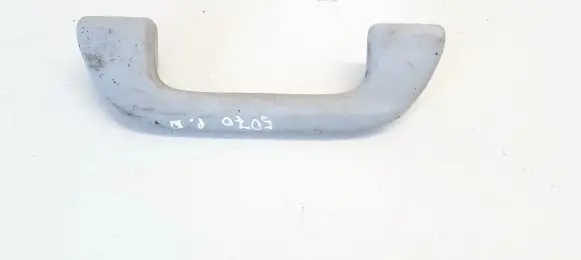 Honda CR-V Front interior roof grab handle