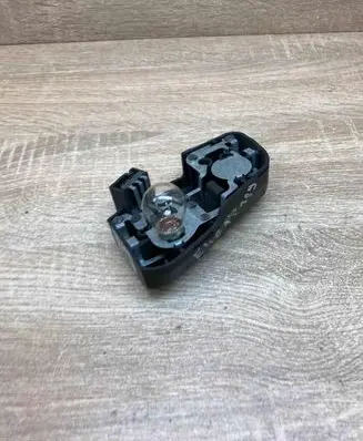 BMW 3 E46 Tail light bulb cover holder 8374809 388569L