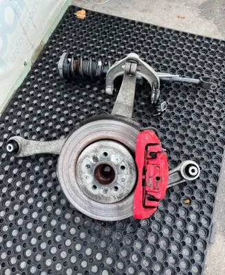 BMW 5 F10 F11 Front wheel hub spindle knuckle
