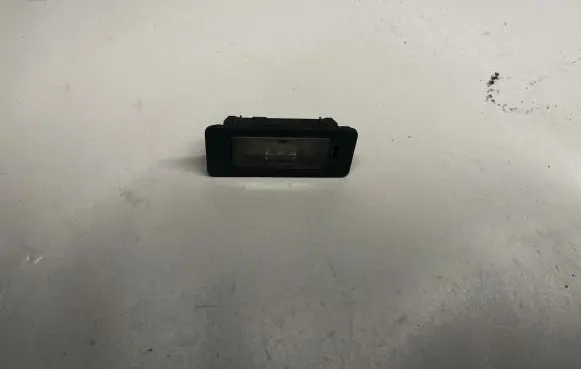 BMW 2 F22 F23 Number plate light 7193293