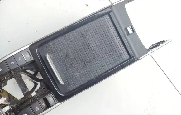 KIA Niro Other center console (tunnel) element 0007002918 299208456 84670Q4000