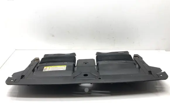 Audi Q7 4M Intercooler air guide/duct channel 4M0807081 008806