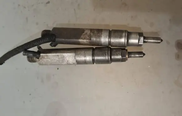 Volkswagen Golf IV Fuel injectors set 028130203F