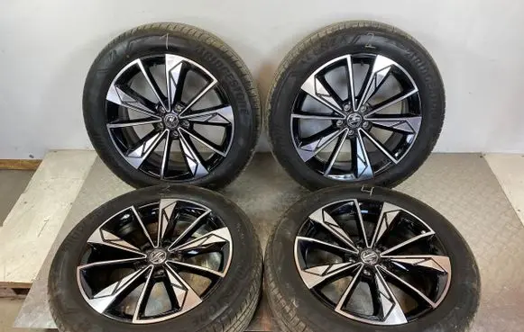 MG HS R19 alloy rim 