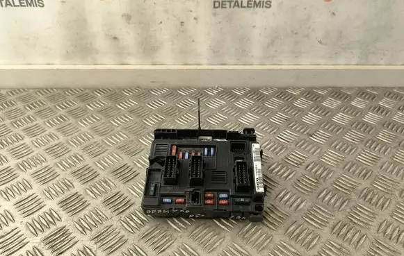 Citroen Berlingo BSM Control unit T118470003K 9650618480