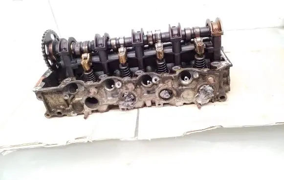 Engine head