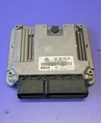 Volkswagen Golf V Engine control unit/module 0261S02070 03C906056BA 1039S04640