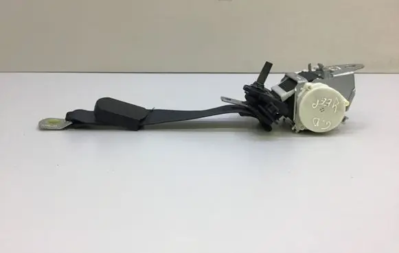Jeep Cherokee Rear seatbelt 34153832 P1UU52DX9AC 122141R